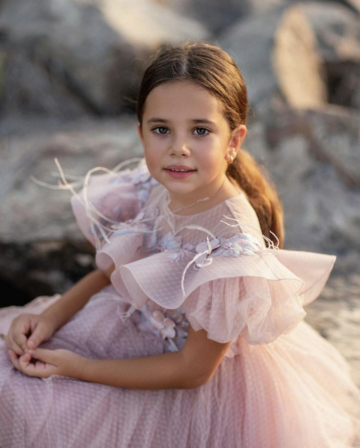 Profile photo of Mir