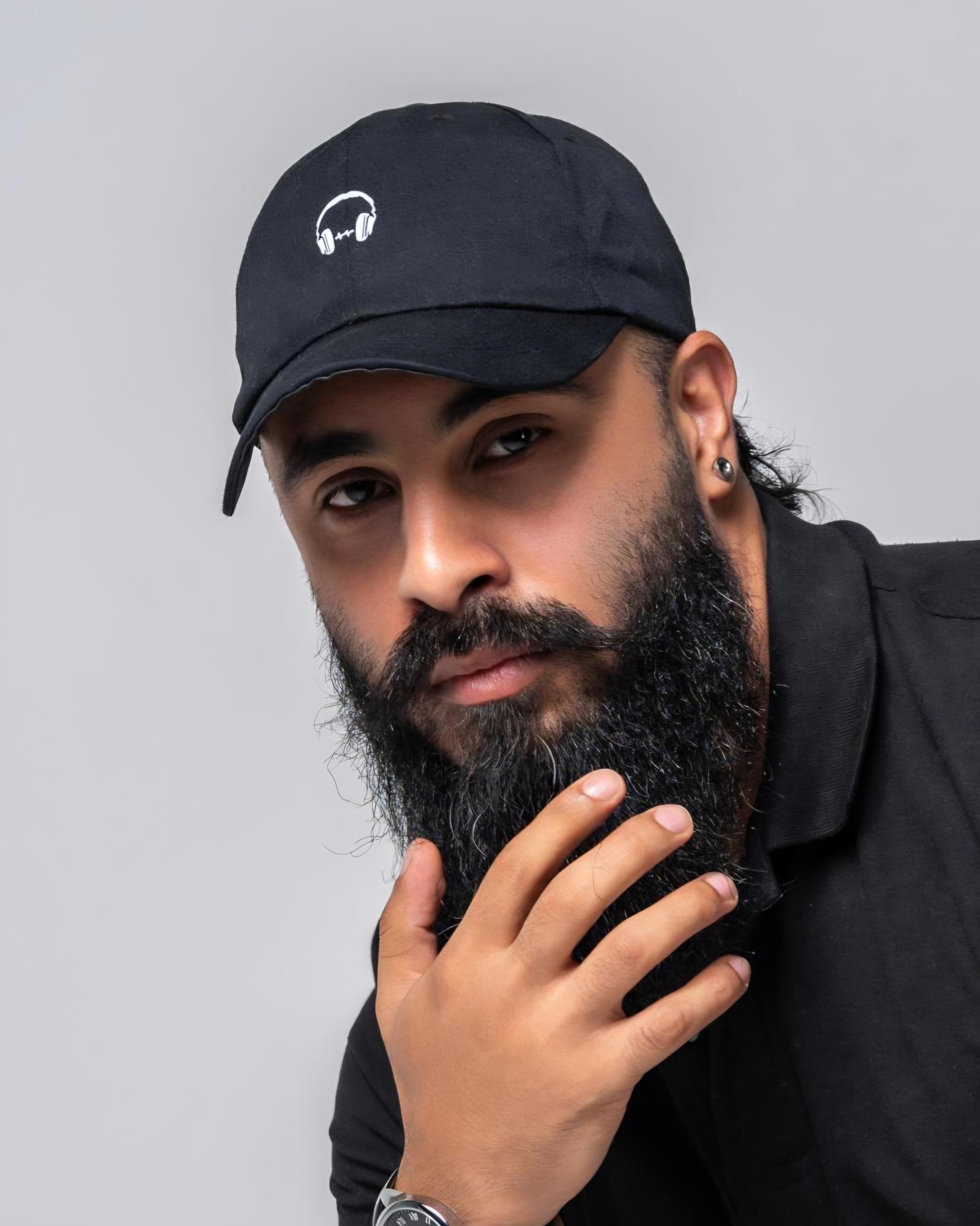 Profile photo of Nik