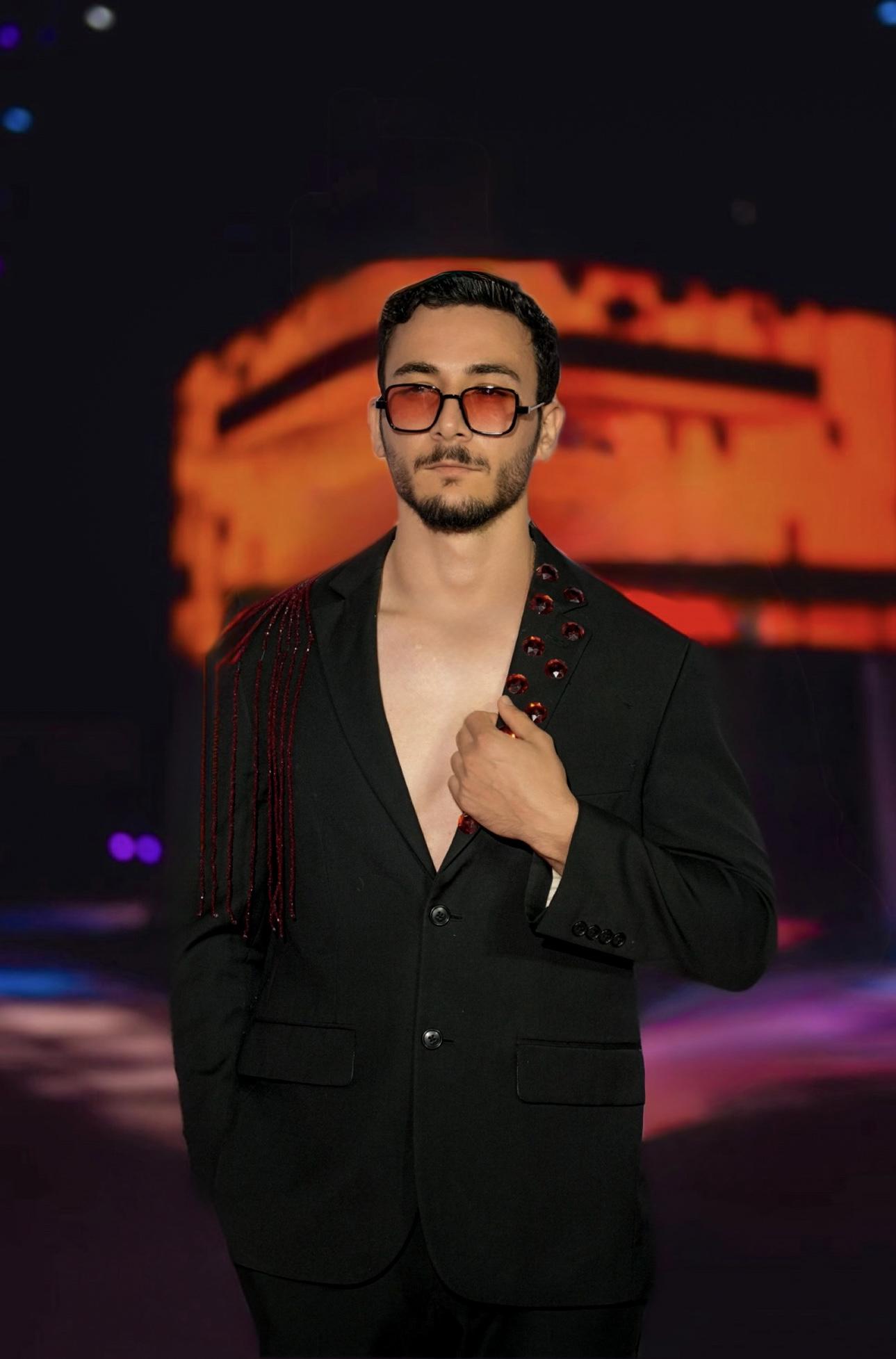 Profile photo of Sim